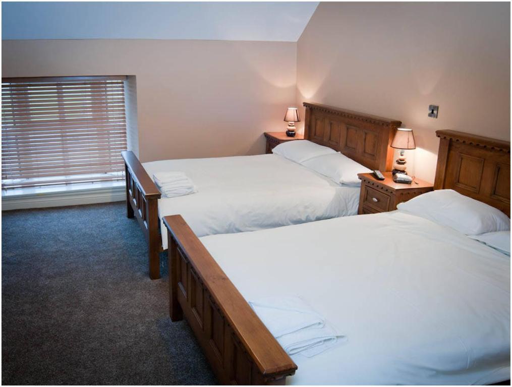 Hopper Inn Bar & Guest Accommodation Ballynaskreena Rom bilde
