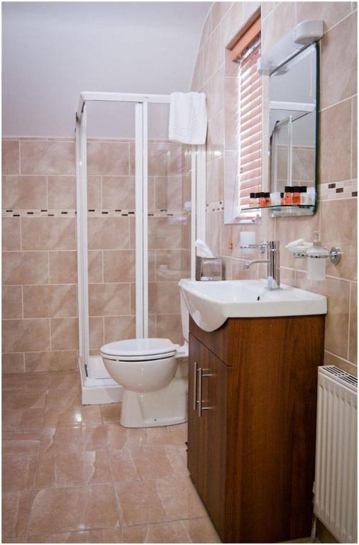 Hopper Inn Bar & Guest Accommodation Ballynaskreena Rom bilde